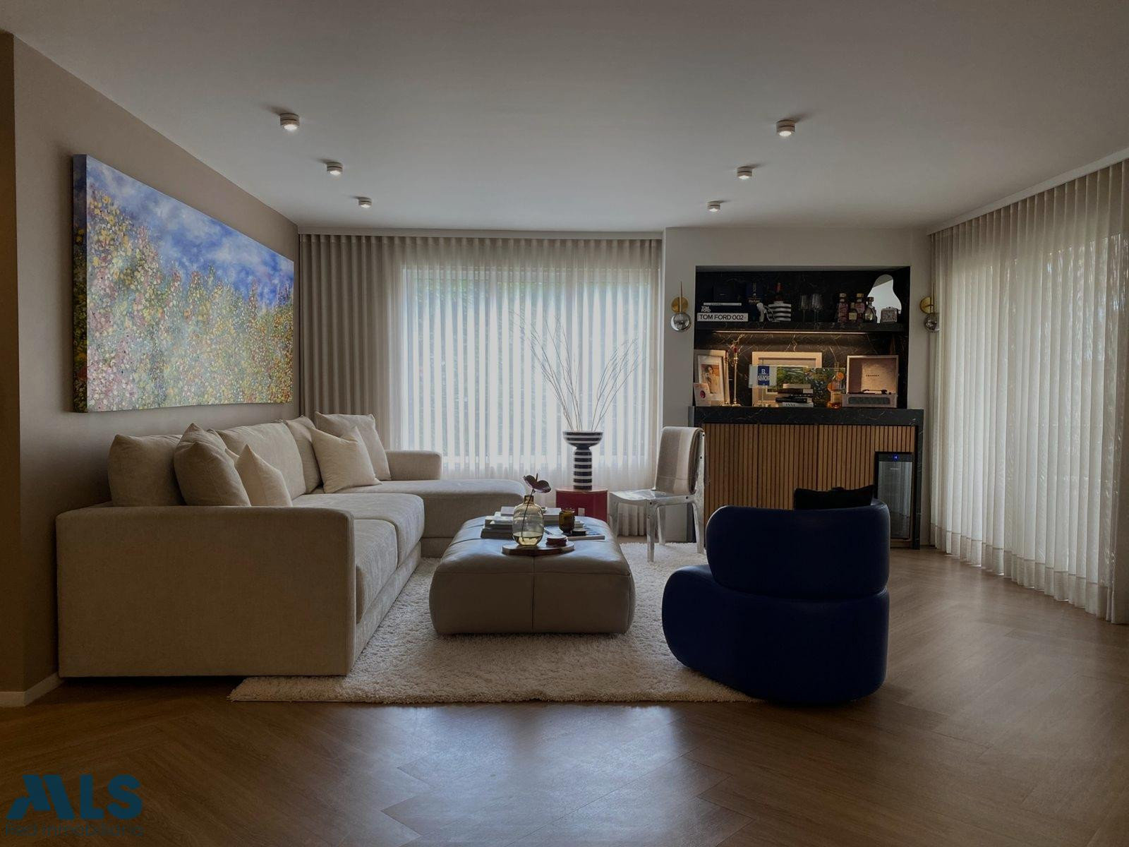 Hermoso apartamento remodelado en Laureles medellin - laureles