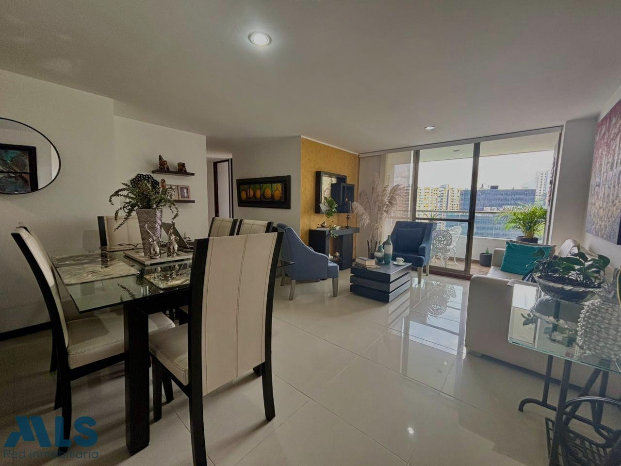 Apartamento en venta, con vista garantizada medellin - castropol