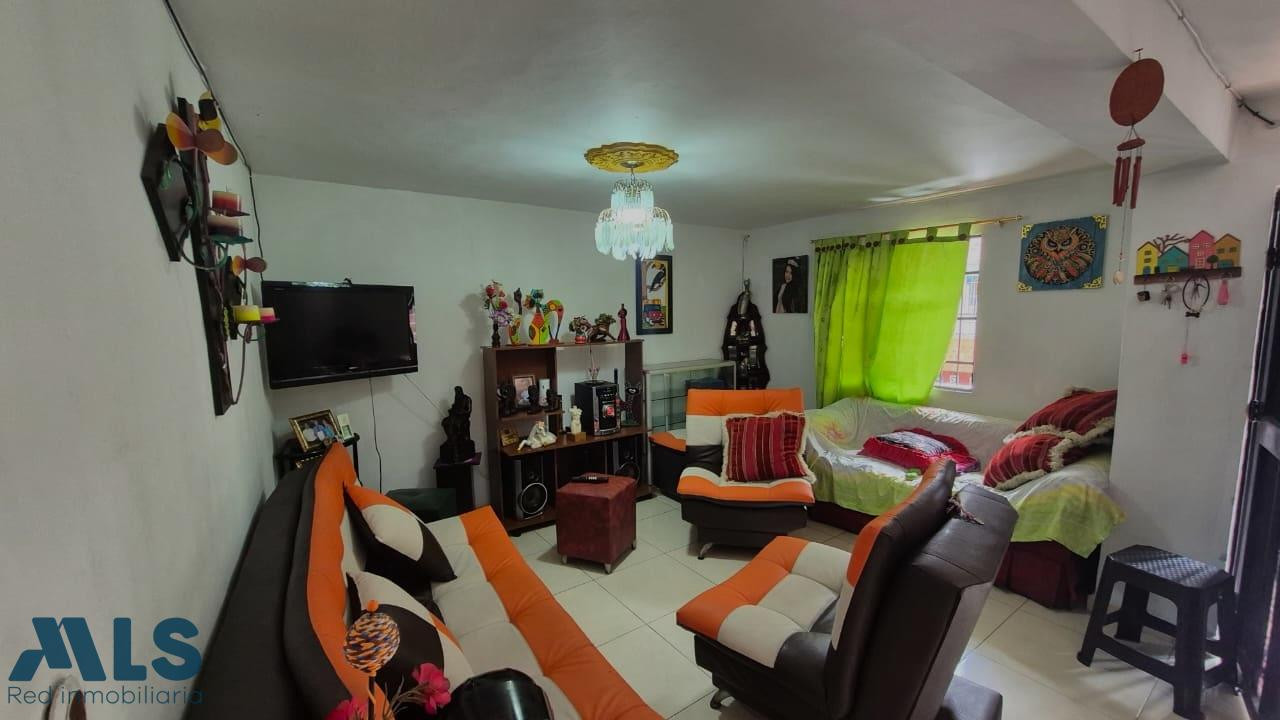 venta de casa en castilla de 128 metros primer piso medellin - castilla