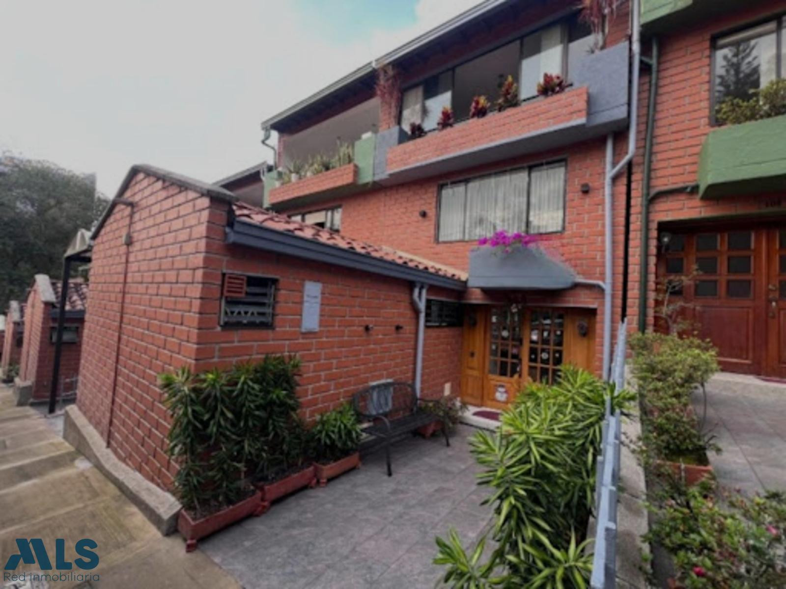 Casas para Venta (Medellín - La Visitación) medellin - la visitacion