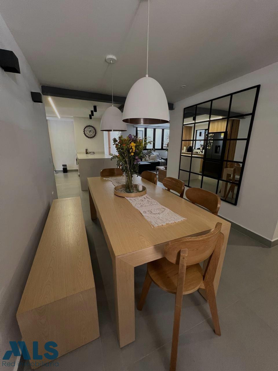 CASA INDEPENDIENTE LAURELES NOGAL REMODELADA medellin - nogal