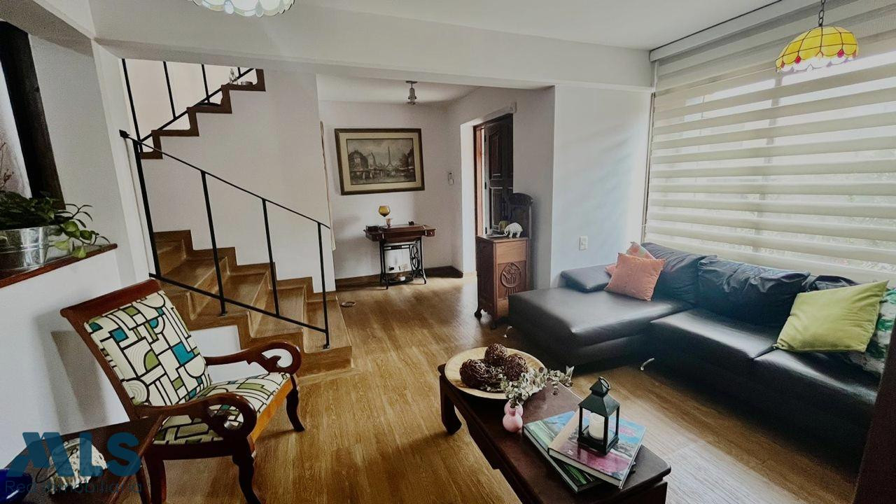 Casa en Envigado cerca del Mall Terracina Plaza envigado - el chocho