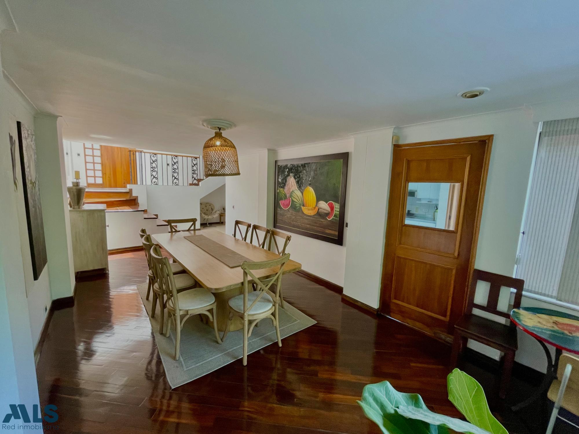 Casa en unidad plana y completa medellin - loma los gonzalez