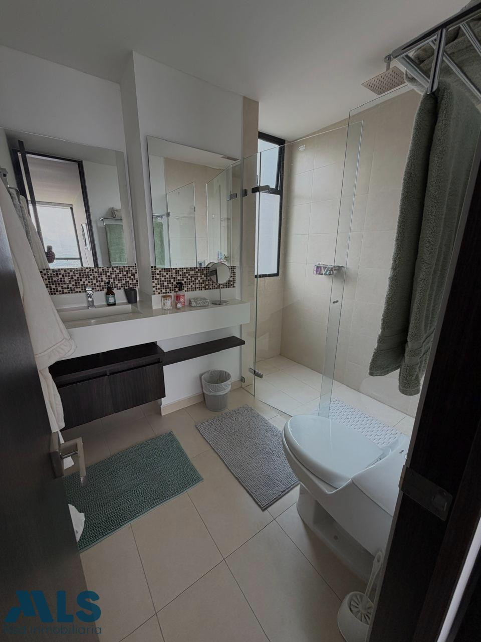 Apartamento Sabaneta Las Lomitas 165 m² $1.250MM excelente precio sabaneta - las lomitas