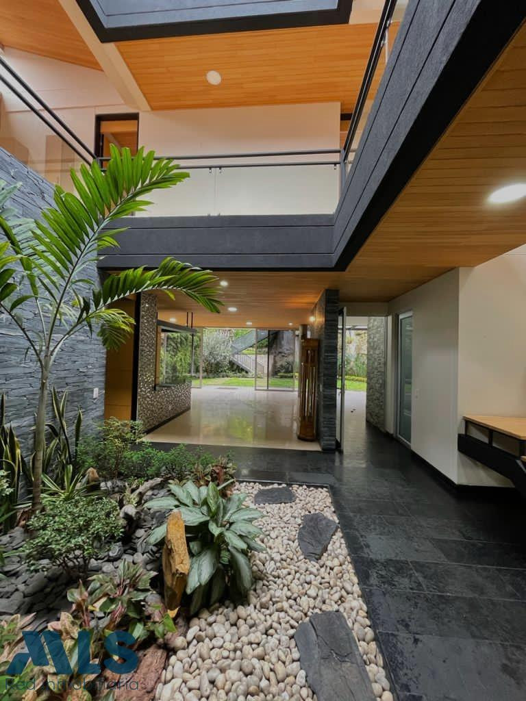 VENTA DE CASA EN ENVIGADO, SECTOR LOMA DEL ATRAVESADO envigado - loma el atravesado