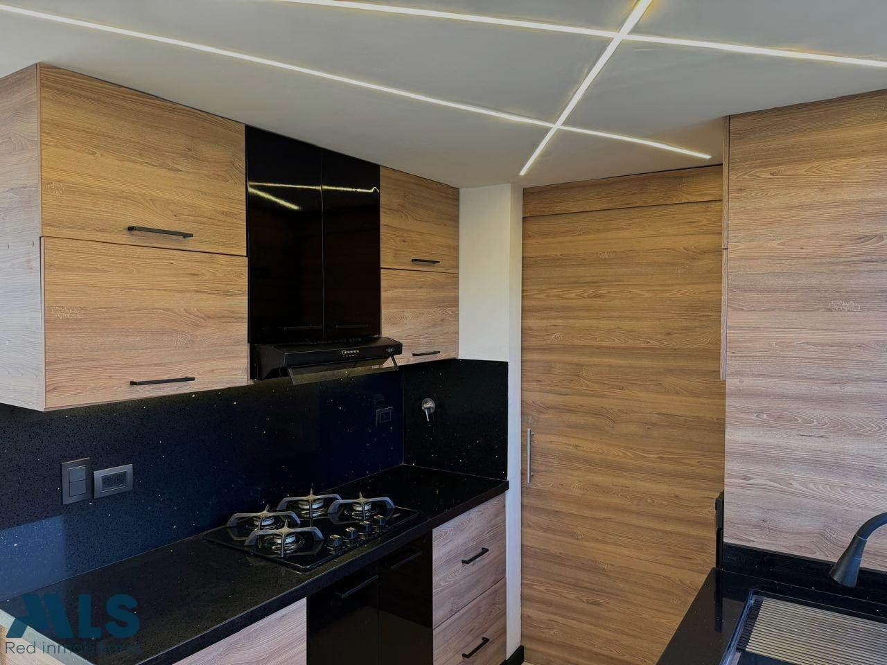 Hermoso apartamento, ubicado en un lugar privilegiado a minutos de provenza medellin - la florida