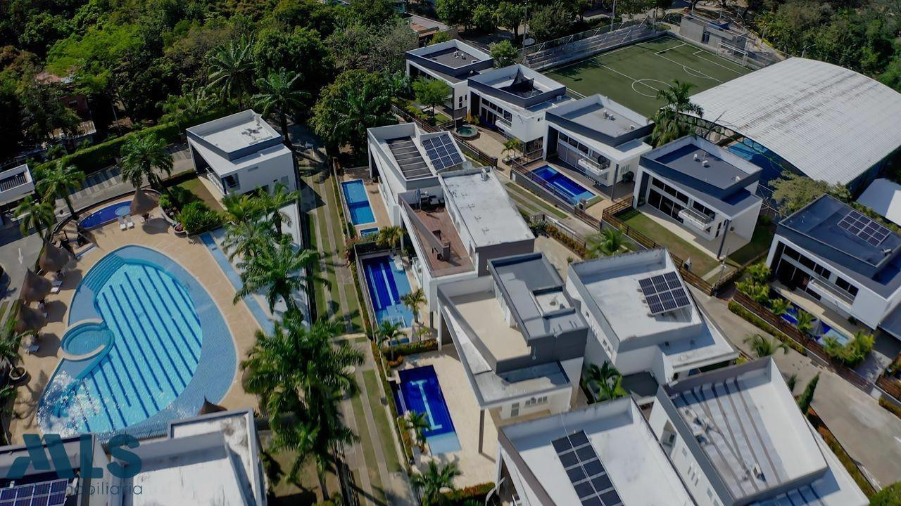 Espectacular casa de recreo en el occidente Antioqueño san-jeronimo - v llano aguirre