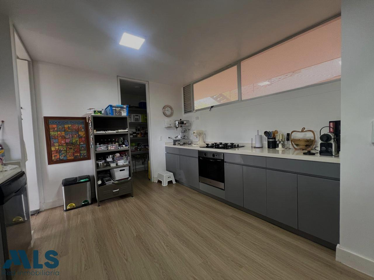 HERMOSO APTO PARA LA VENTA, SECTOR SAN LUCAS medellin - san lucas