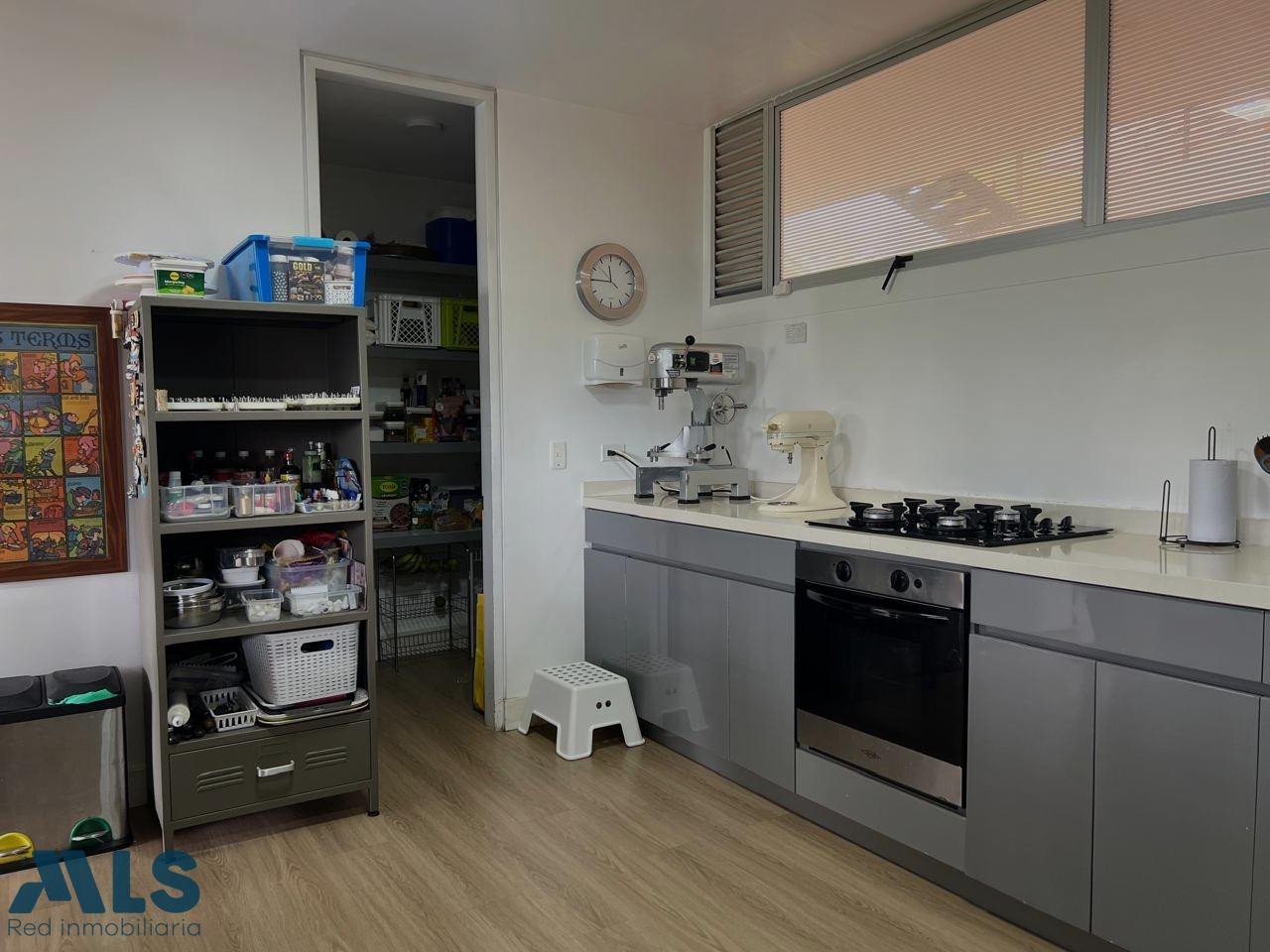 HERMOSO APTO PARA LA VENTA, SECTOR SAN LUCAS medellin - san lucas