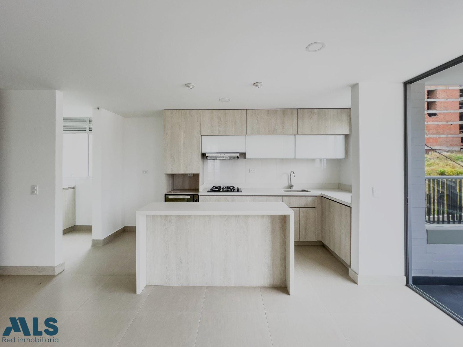 Precioso apartamento sabaneta - las lomitas