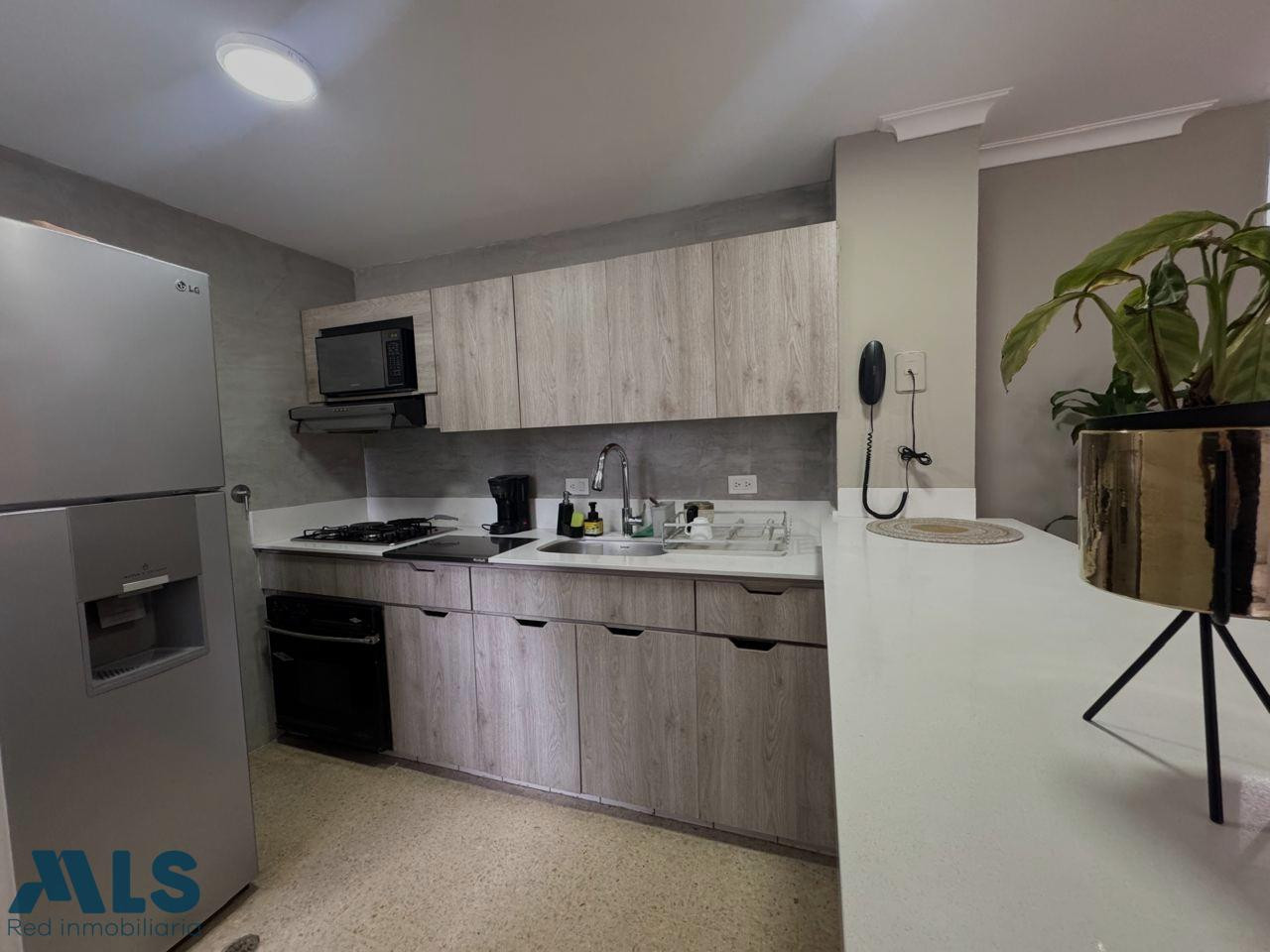 VENTA APARTAMENTO EN EXCELENTE UBICACION medellin - san lucas