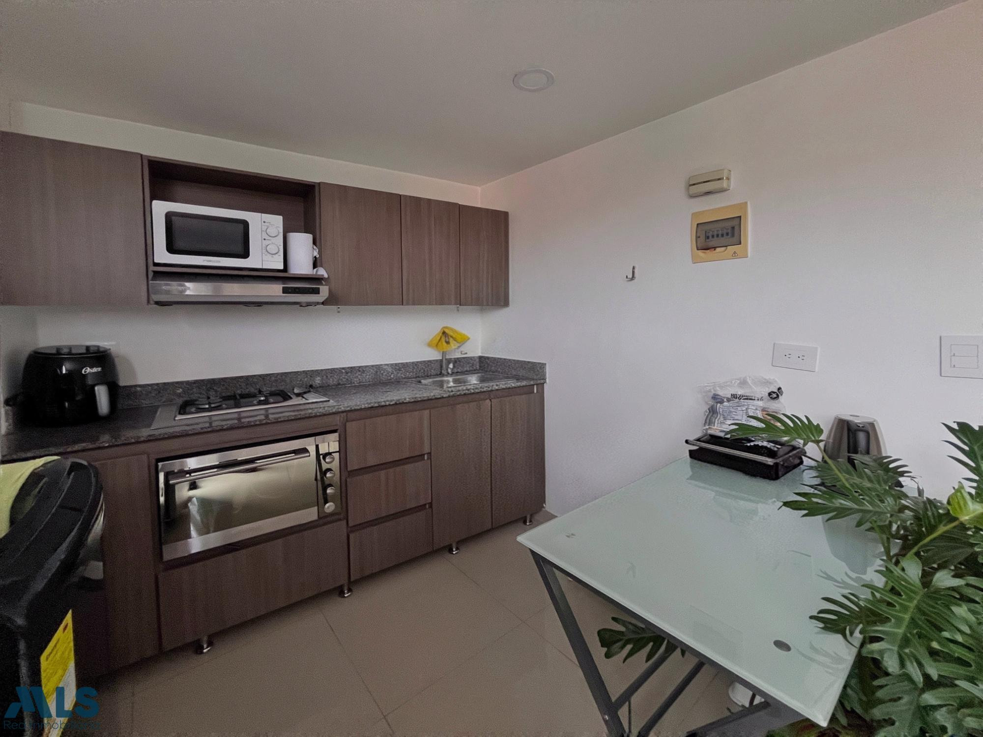 Apartamento con Licencia para rentas cortas. medellin - la frontera
