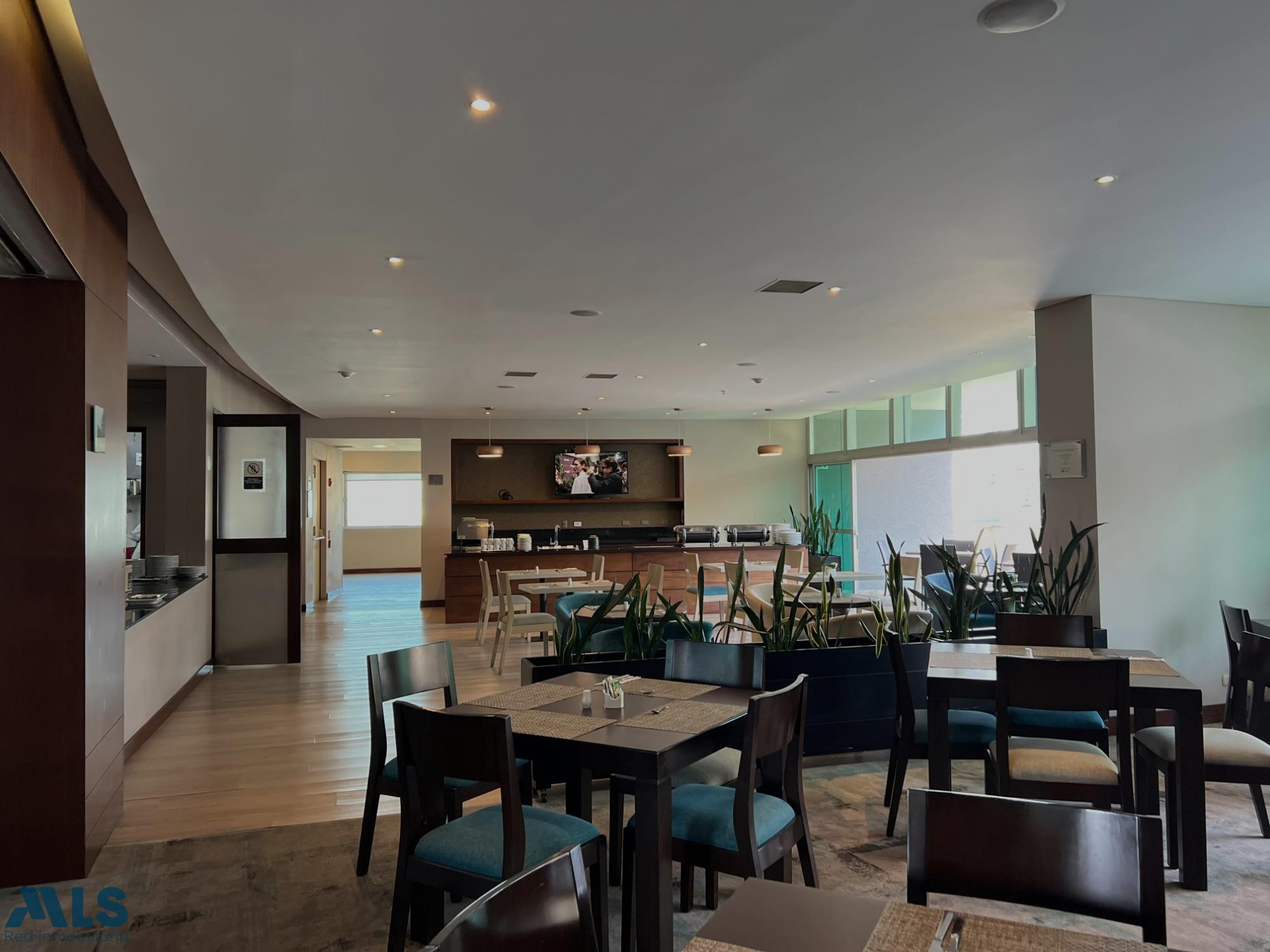 Venta de Apartasuite OVIEDO del Poblado. medellin - oviedo