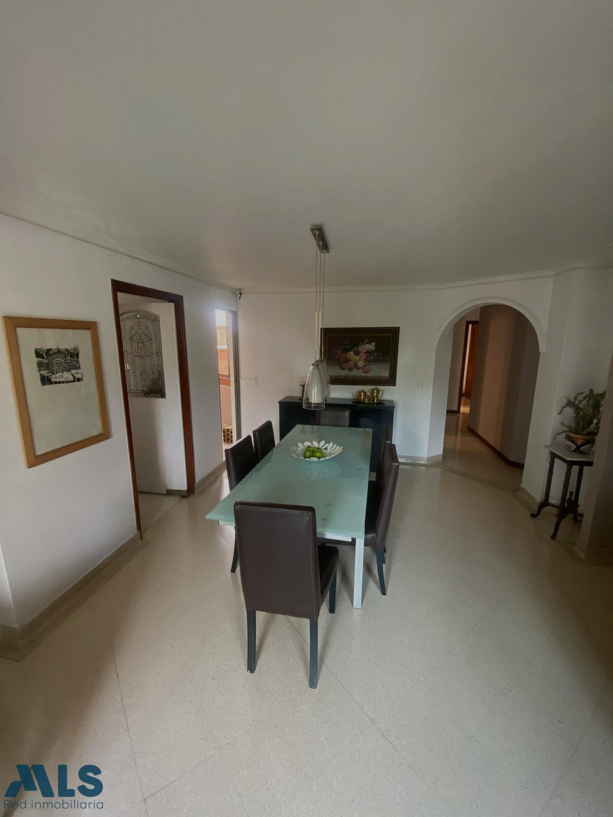 HERMOSO APARTAMENTO EN EL BARRIO LAURELES medellin - laureles