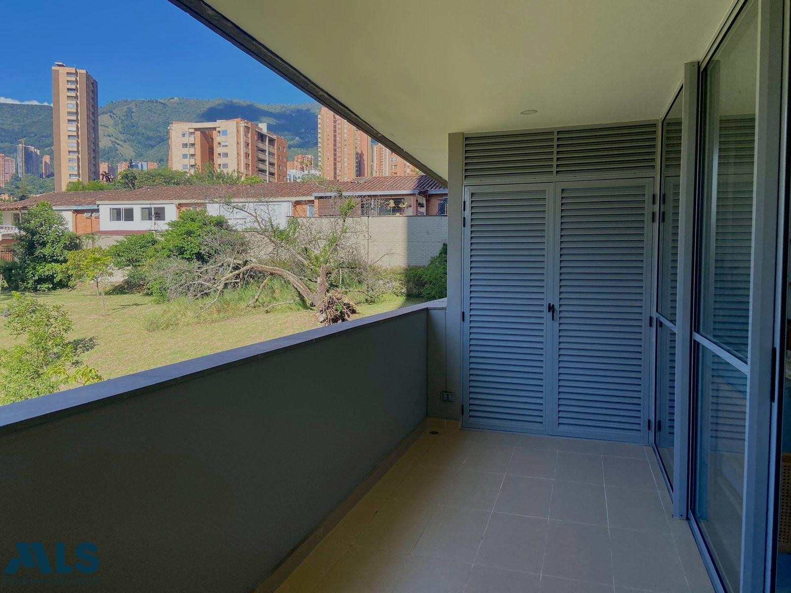 Moderno Apartaestudio en venta en Los Balsos medellin - los balsos no 1