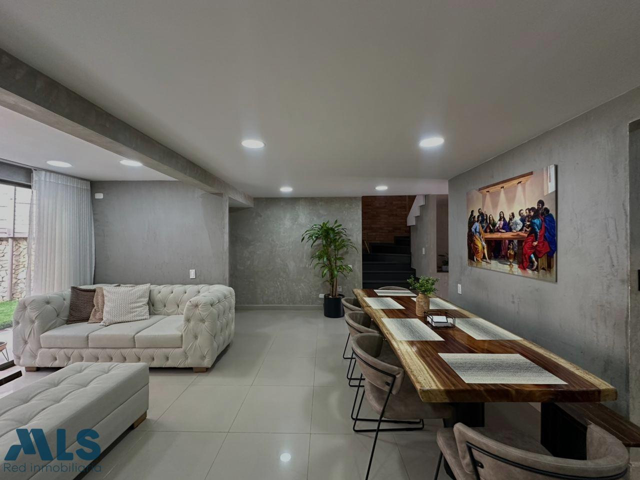 venta de casa remodelada en la loma de los mesa envigado - loma de los mesa