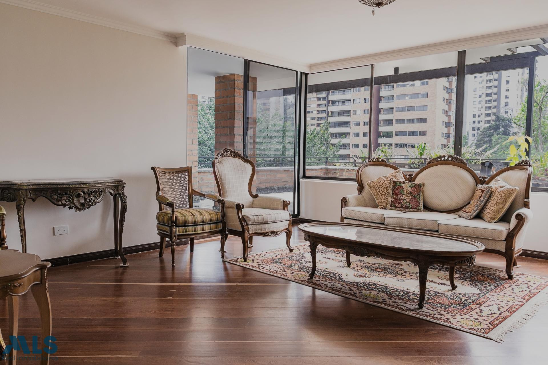 Acogedor y confortables espacios medellin - la tomatera