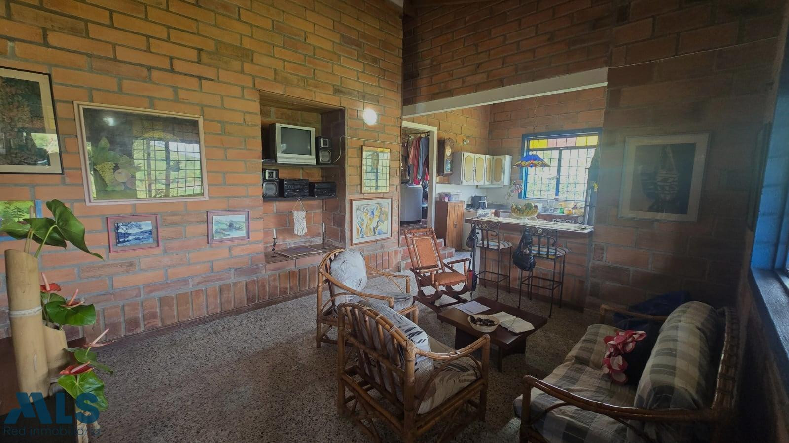 VENTA DE FINCA SECTOR HORIZONTES PEÑOL ANTIOQUIA. el-penol - horizontes