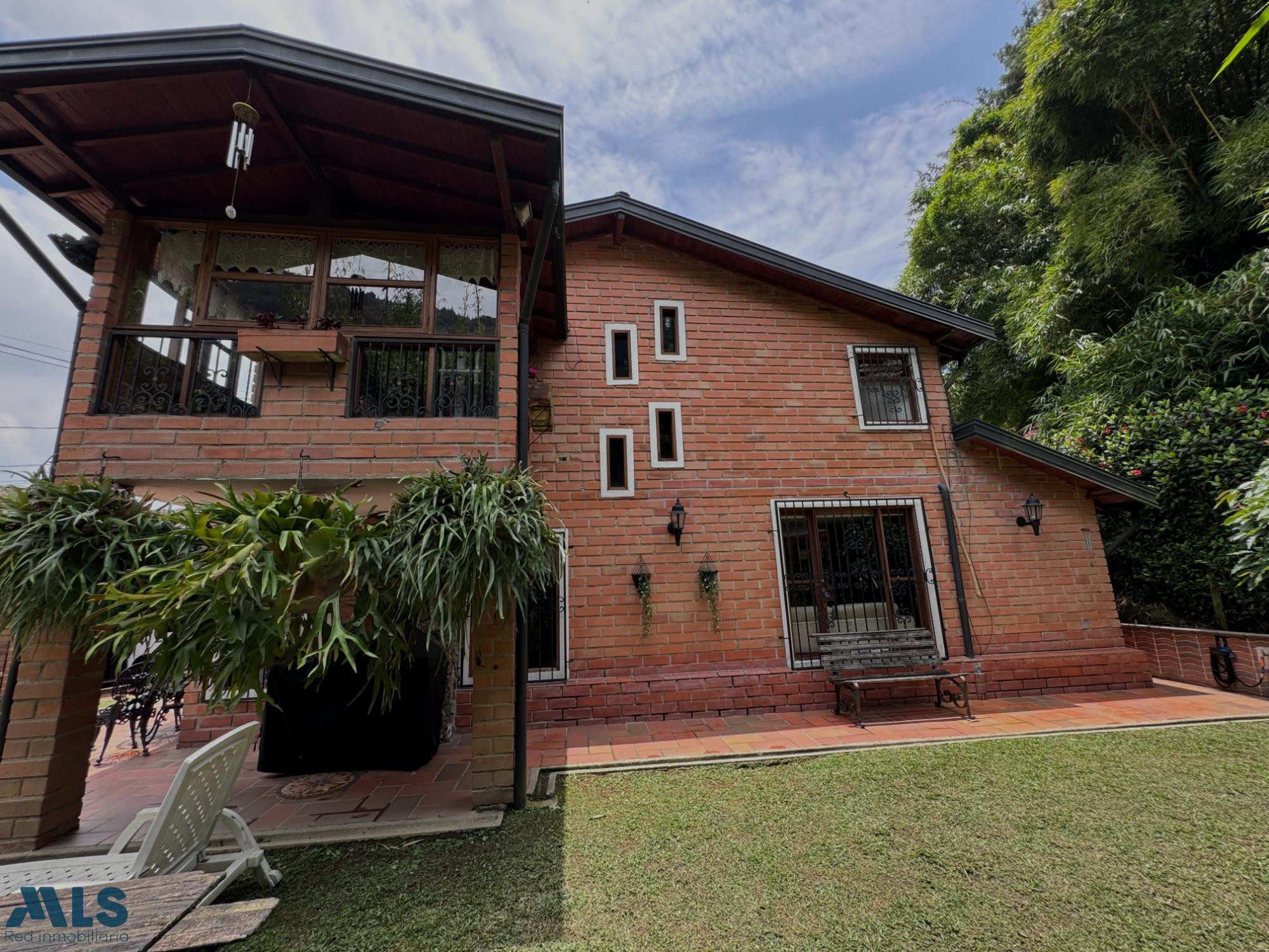 Venta de casa campestre en San Antonio de Prado san-antonio-de-prado - v potreritos