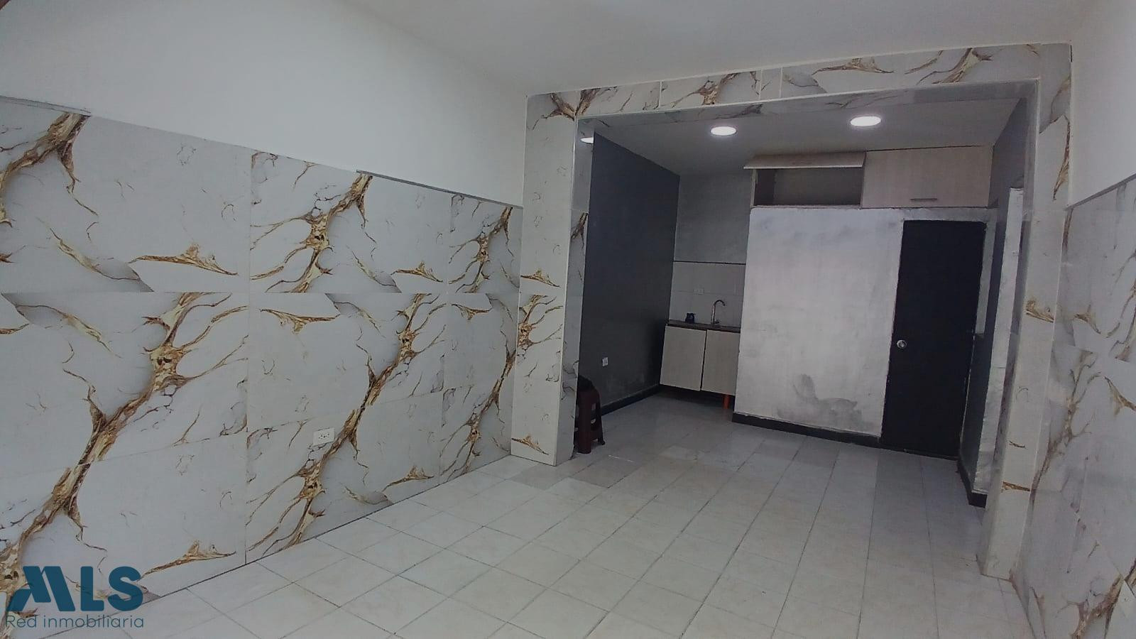 Local Comercial iluminado. itagui - villa paula