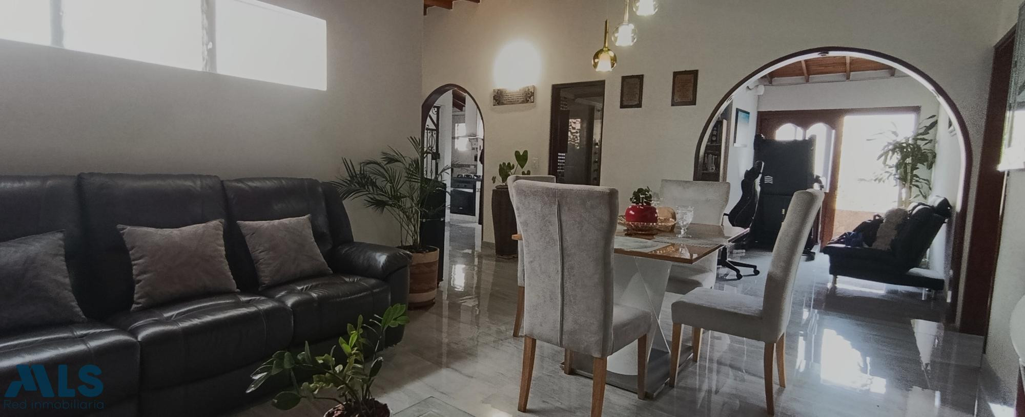 Amplio Apartamento medellin - laureles