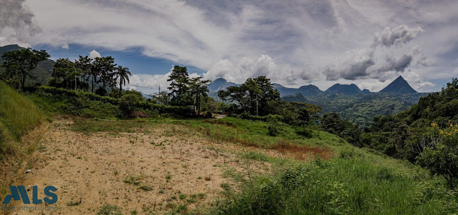 HERMOSO LOTE CON VISTA A CERRO TUSA bolombolo - v cerro tusa