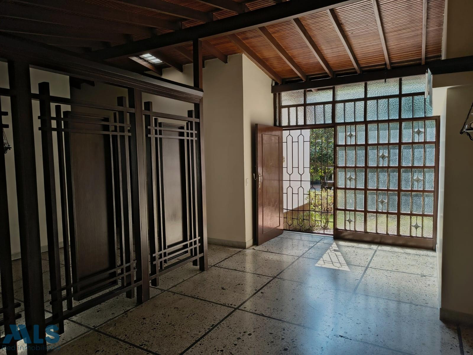 CASA EN VENTA EN LAURELES, SECTOR LAS ACACIAS medellin - las acacias