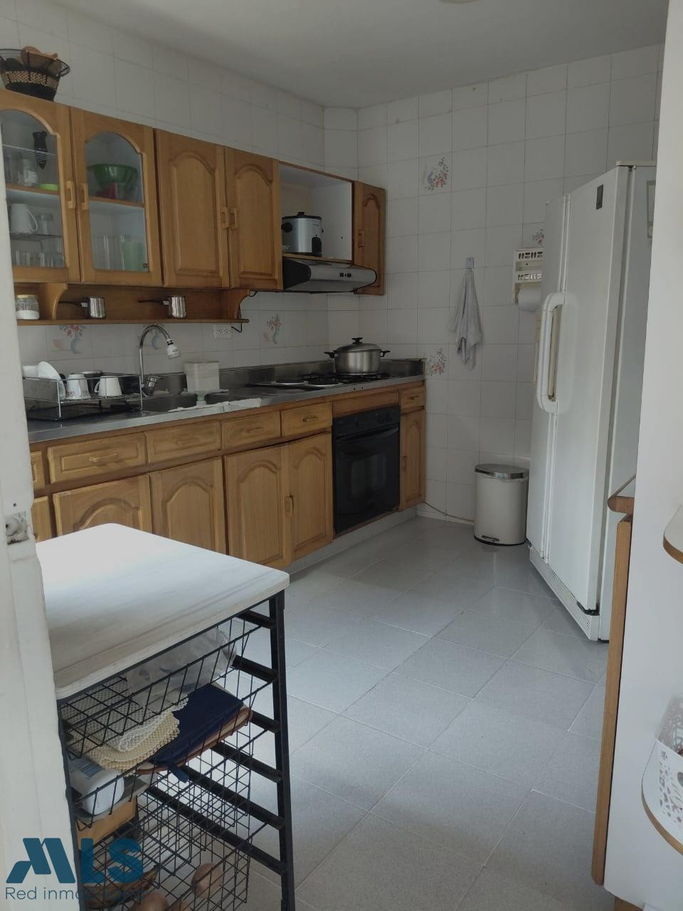 OPORTUNIDAD DE INVERSION CASA EN LA MAGNOLIA CON POTENCIAL PARA EDIFICIO envigado - la magnolia