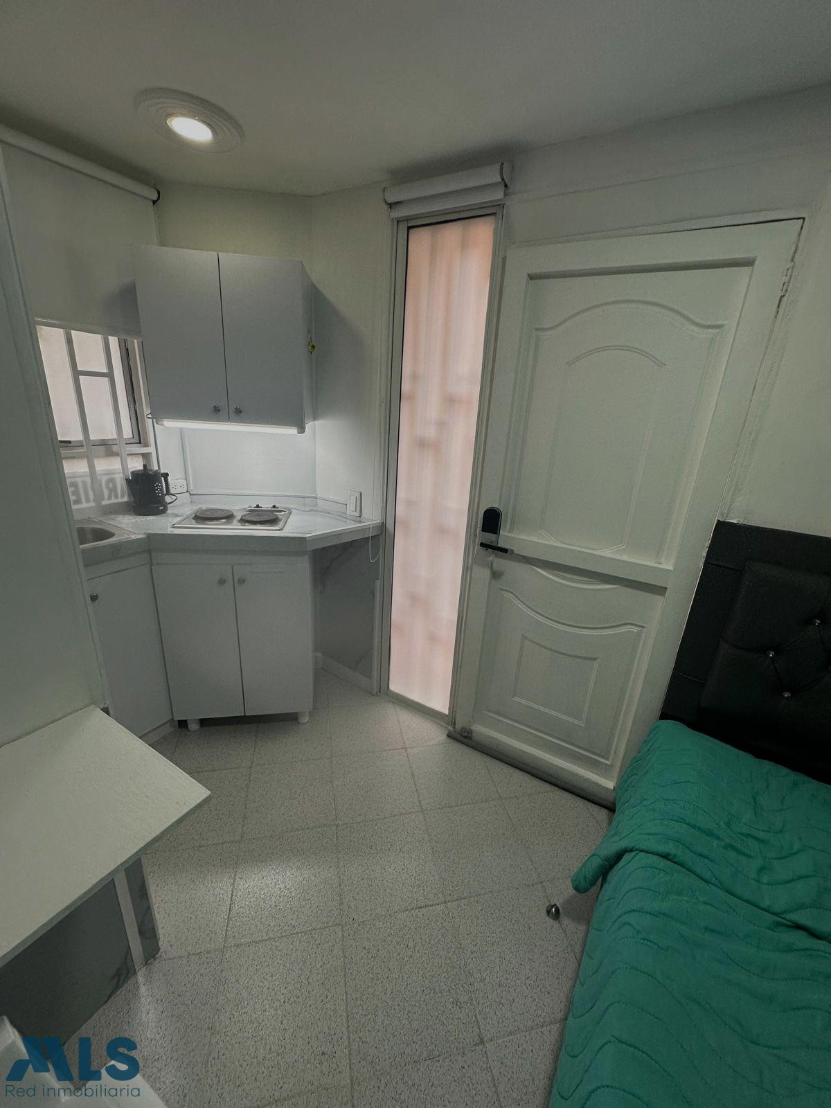 APARTAESTUDIO 2 PARQUE LAURELES CON PERMISO AIRBNB medellin - laureles