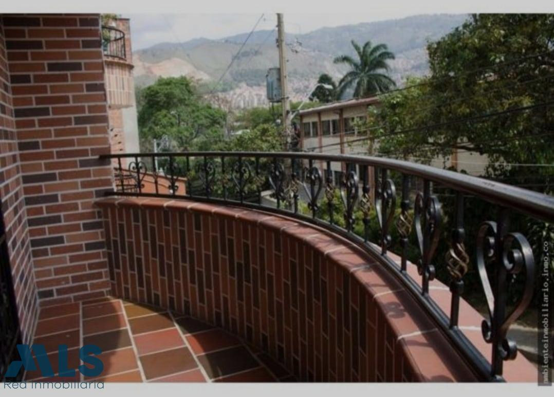 Apartamento grande y amplio con parqueadero son 126 mt2 bello - cabanas