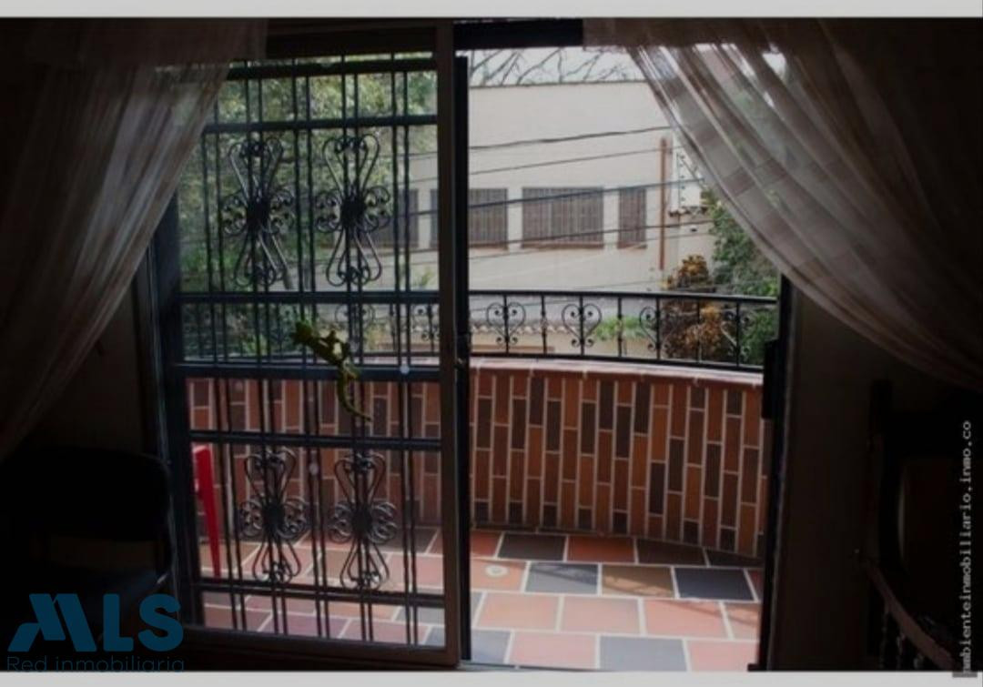 Apartamento grande y amplio con parqueadero son 126 mt2 bello - cabanas