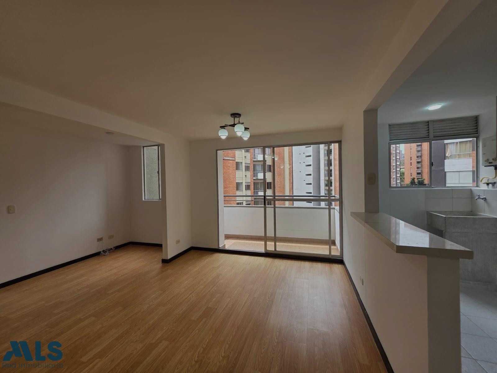 Ubicado estragicament dentro del sector medellin - la pilarica