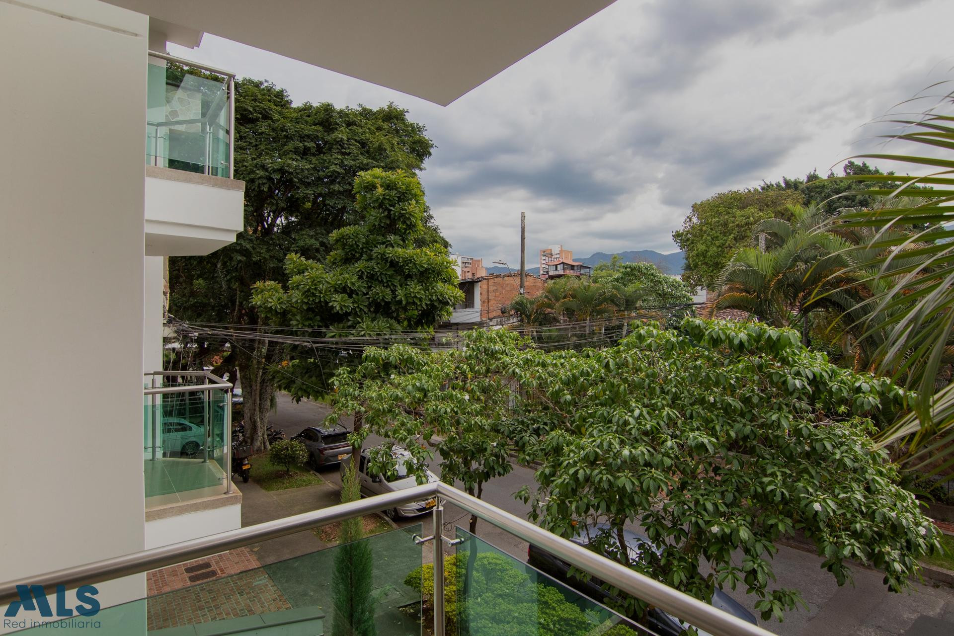 Apartamento parcialmente remodelado en sector del Estadio medellin - estadio