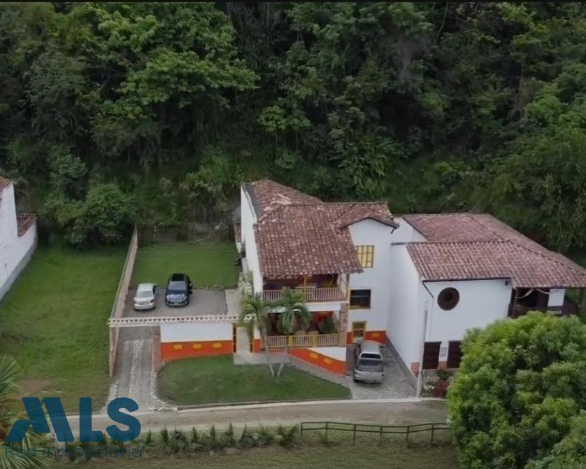 Vive el encanto de un pueblo de época tarso - cauca viejo