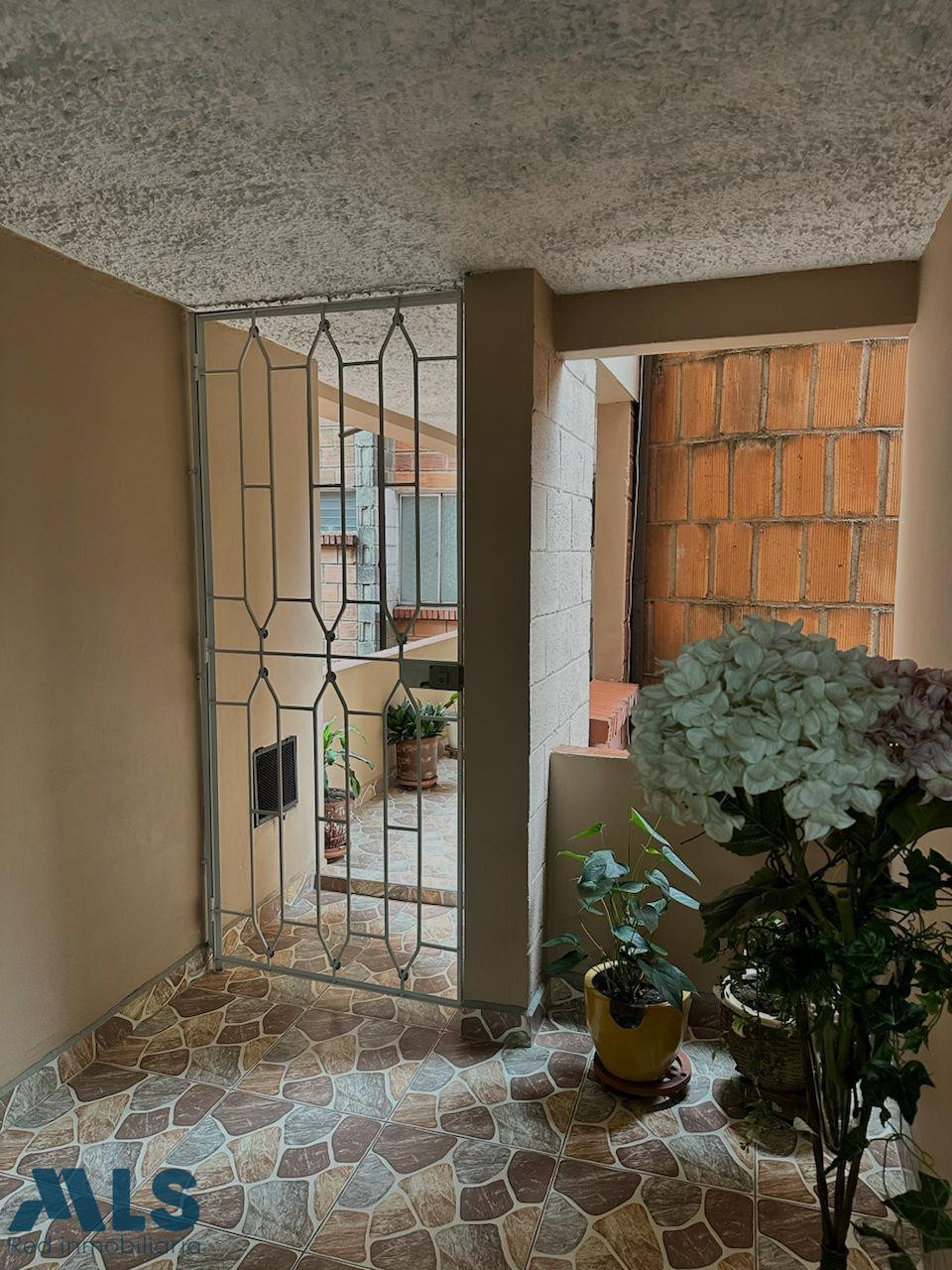 Vivir en Envigado en barrio el Trianon y por este precio !! envigado - el trianon