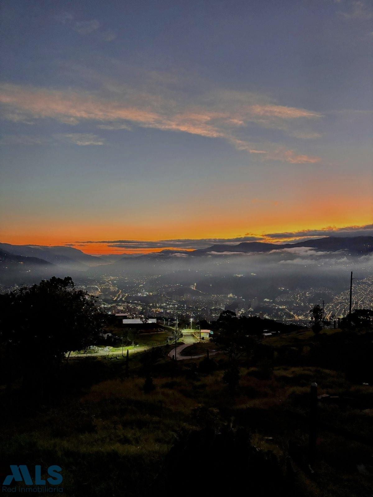 Lote en San Felix #48 medellin - pajarito