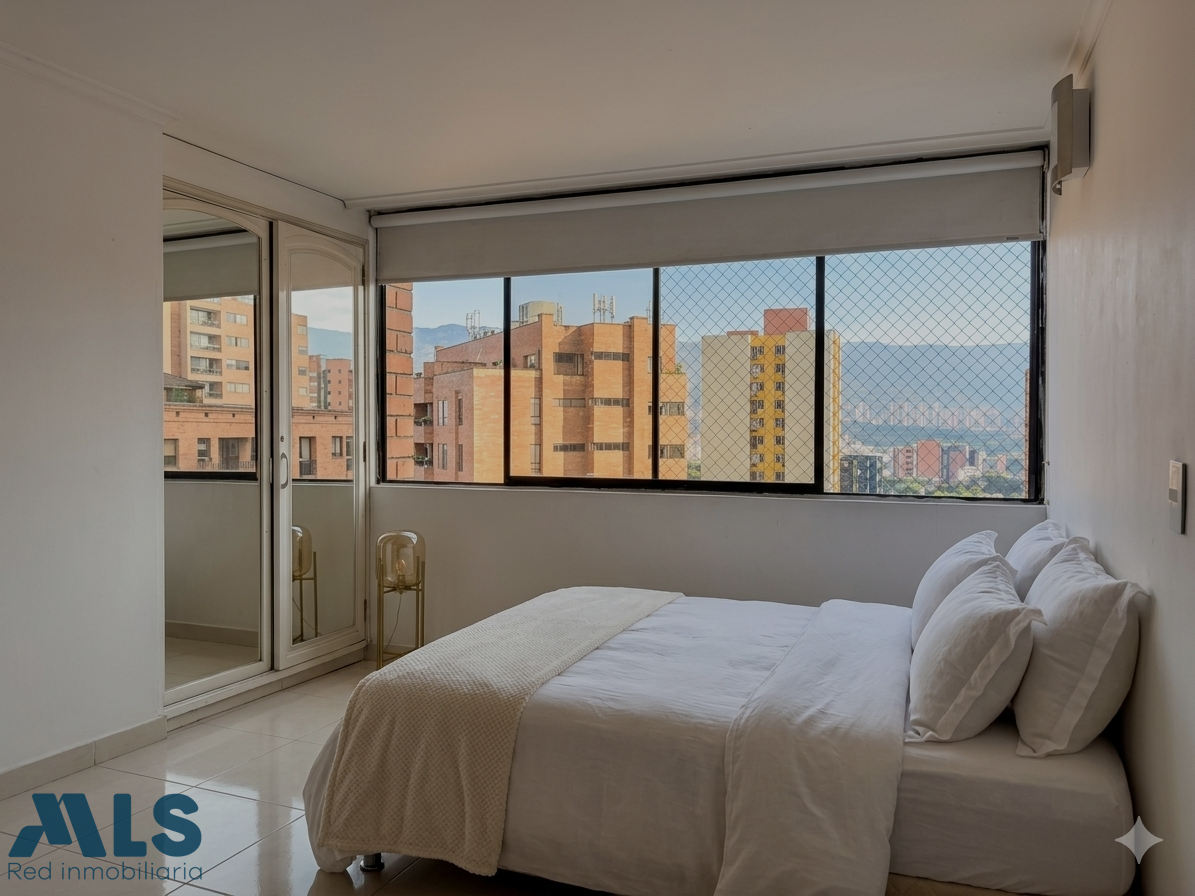 Apartamento de 6 habitaciones frente a Oviedo y Santafe. medellin - oviedo