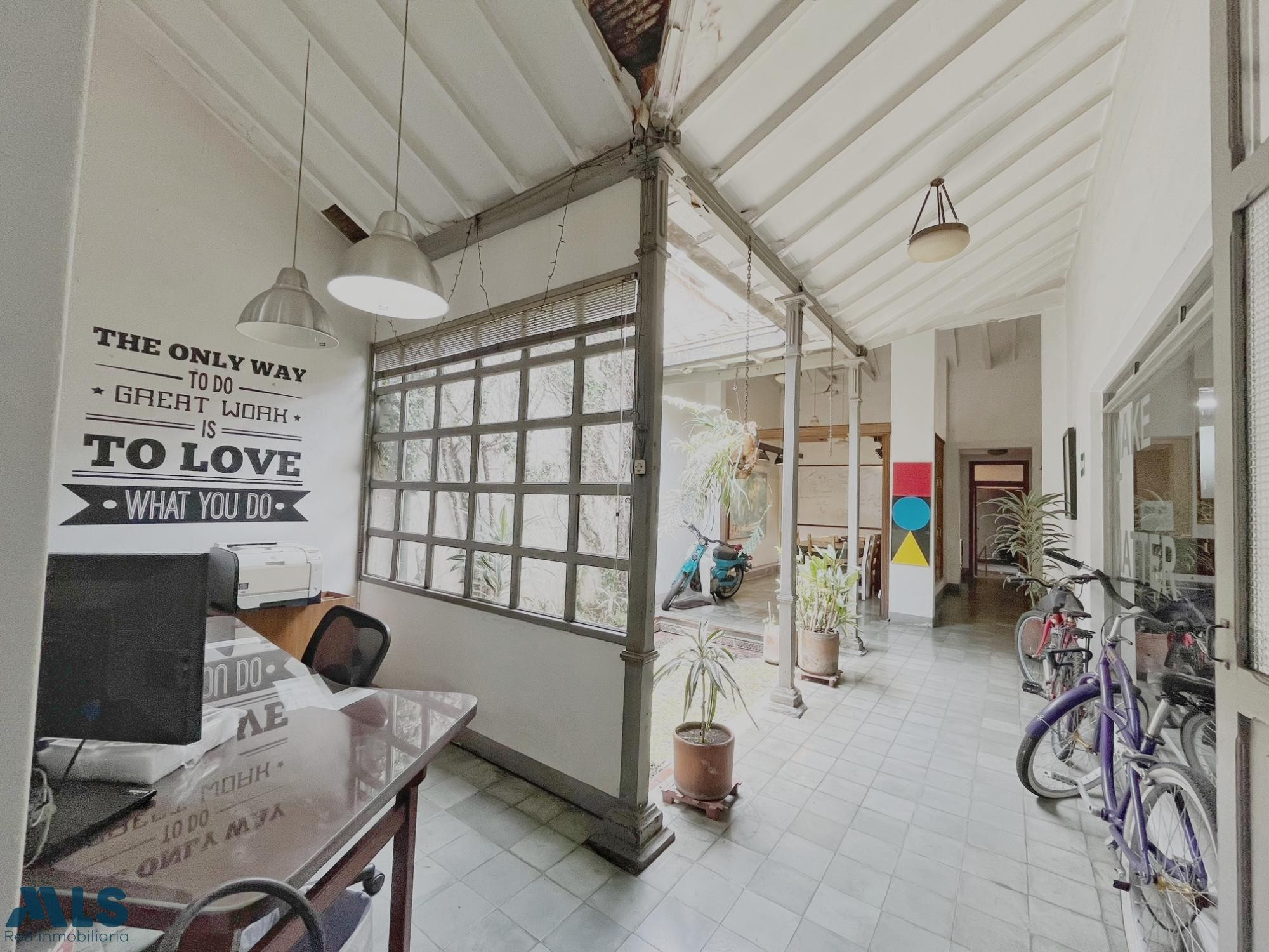 Casa independiente para oficina o local medellin - el poblado