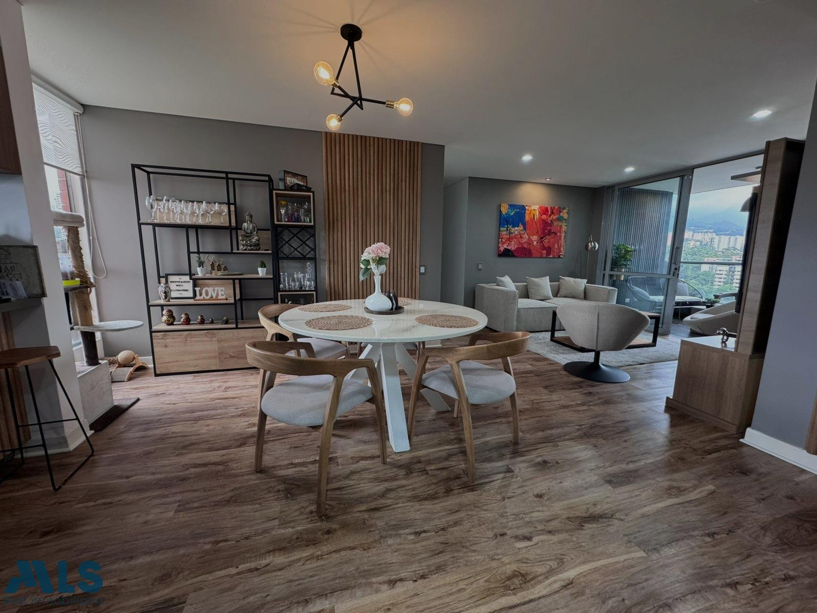 Apartamento en el poblado piso alto con hermosa vista a la ciudad medellin - santa maria de los angeles