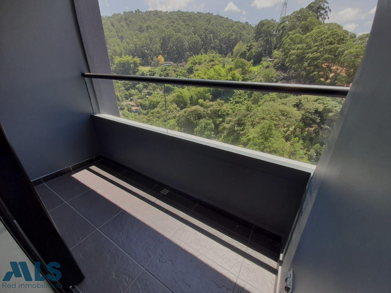 VENDO APTO POBLADO - PALMAS - PISO ALTO, VISTA VERDE medellin - las palmas