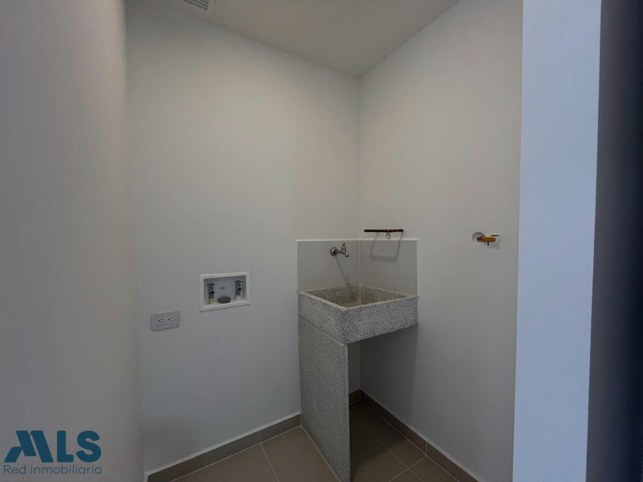 Apto para estrenar, sector tranquilo, cerca a comfama la-estrella - la aldea