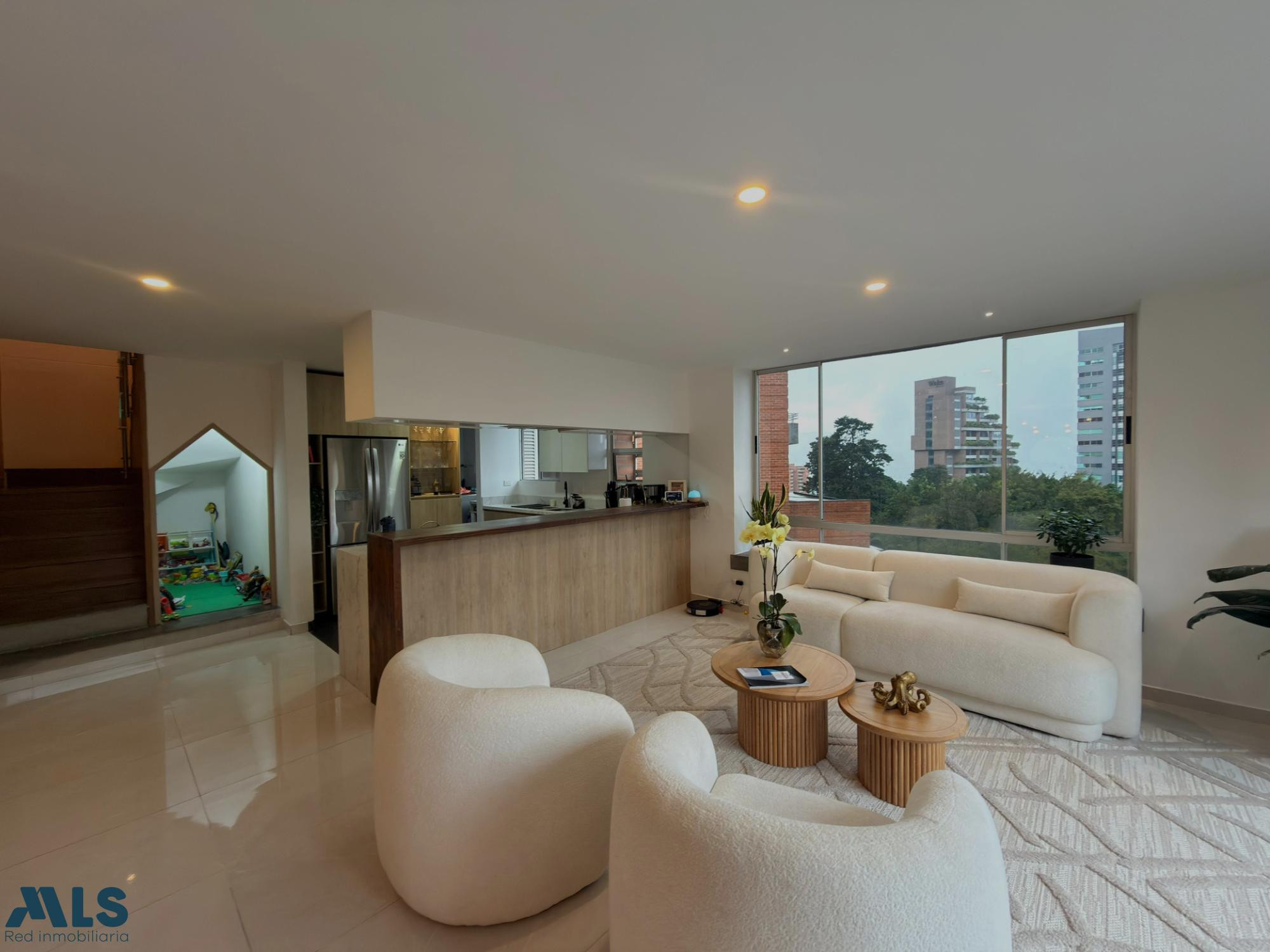 Duolex vista remodelado amplio terraza medellin - el tesoro