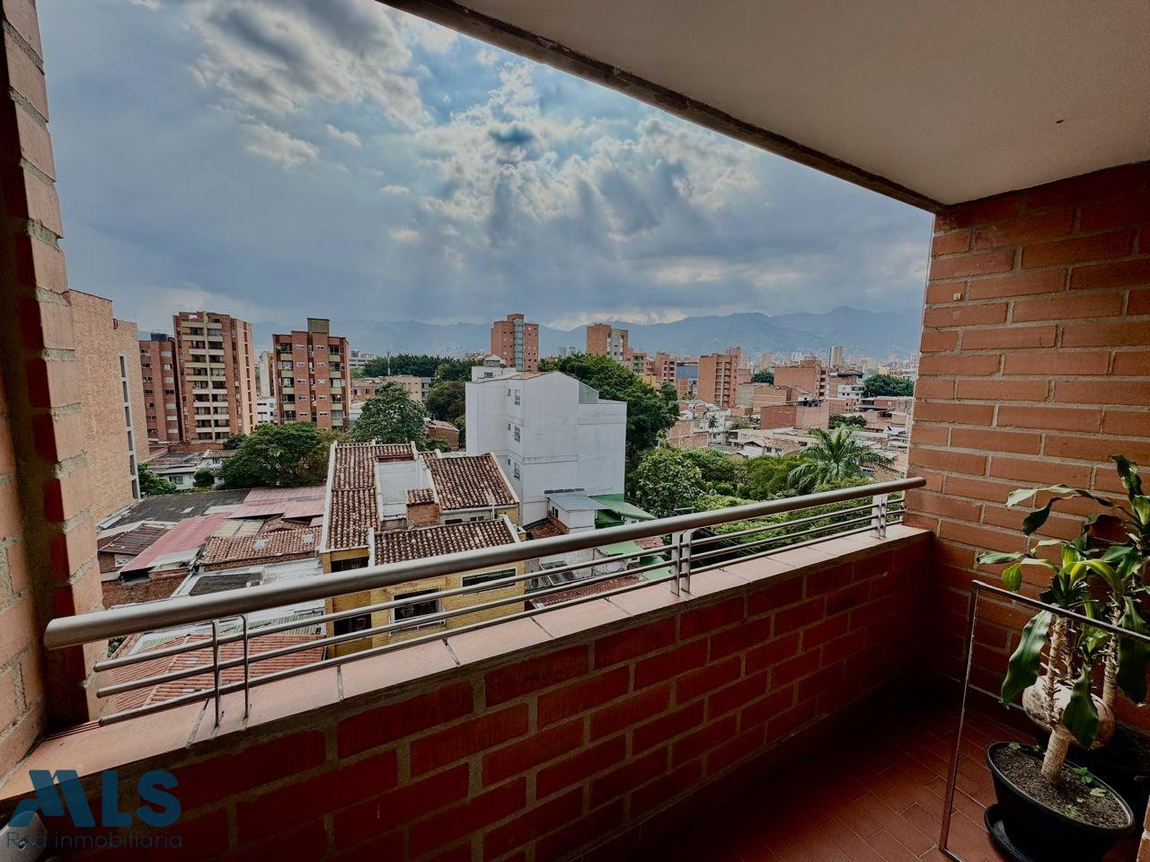 Apartamento en venta en San Joaquin, Laureles medellin - bolivariana