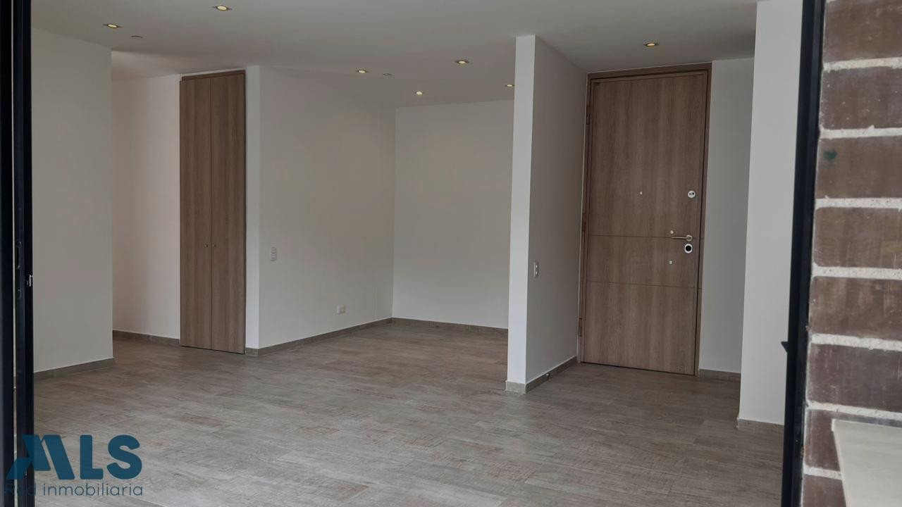 espectacular apartamento con vista medellin - castropol