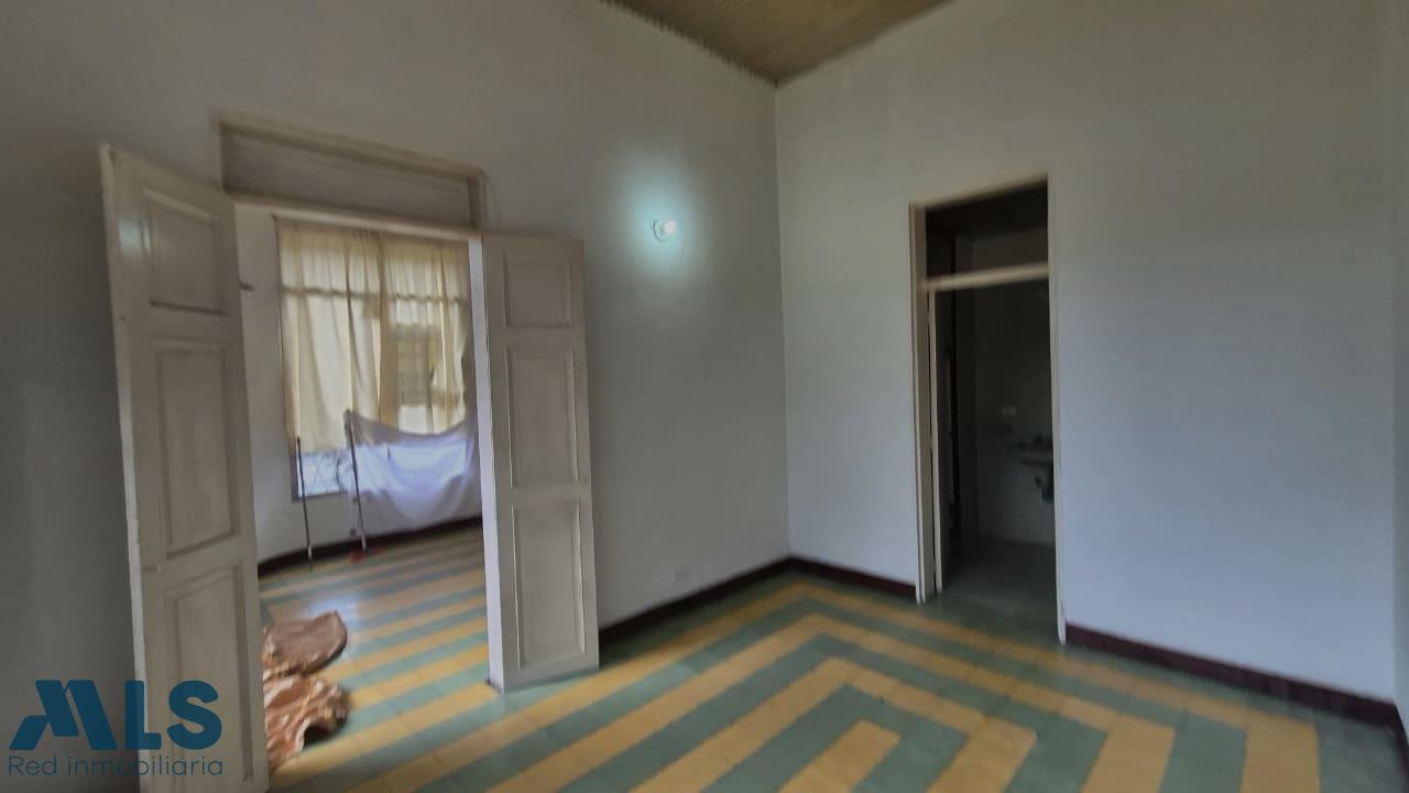 casa primer piso en boston disponible para la venta medellin - boston