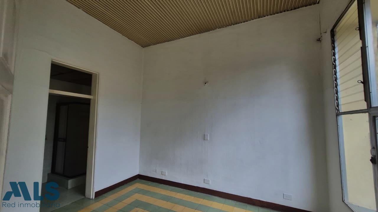 casa primer piso en boston disponible para la venta medellin - boston