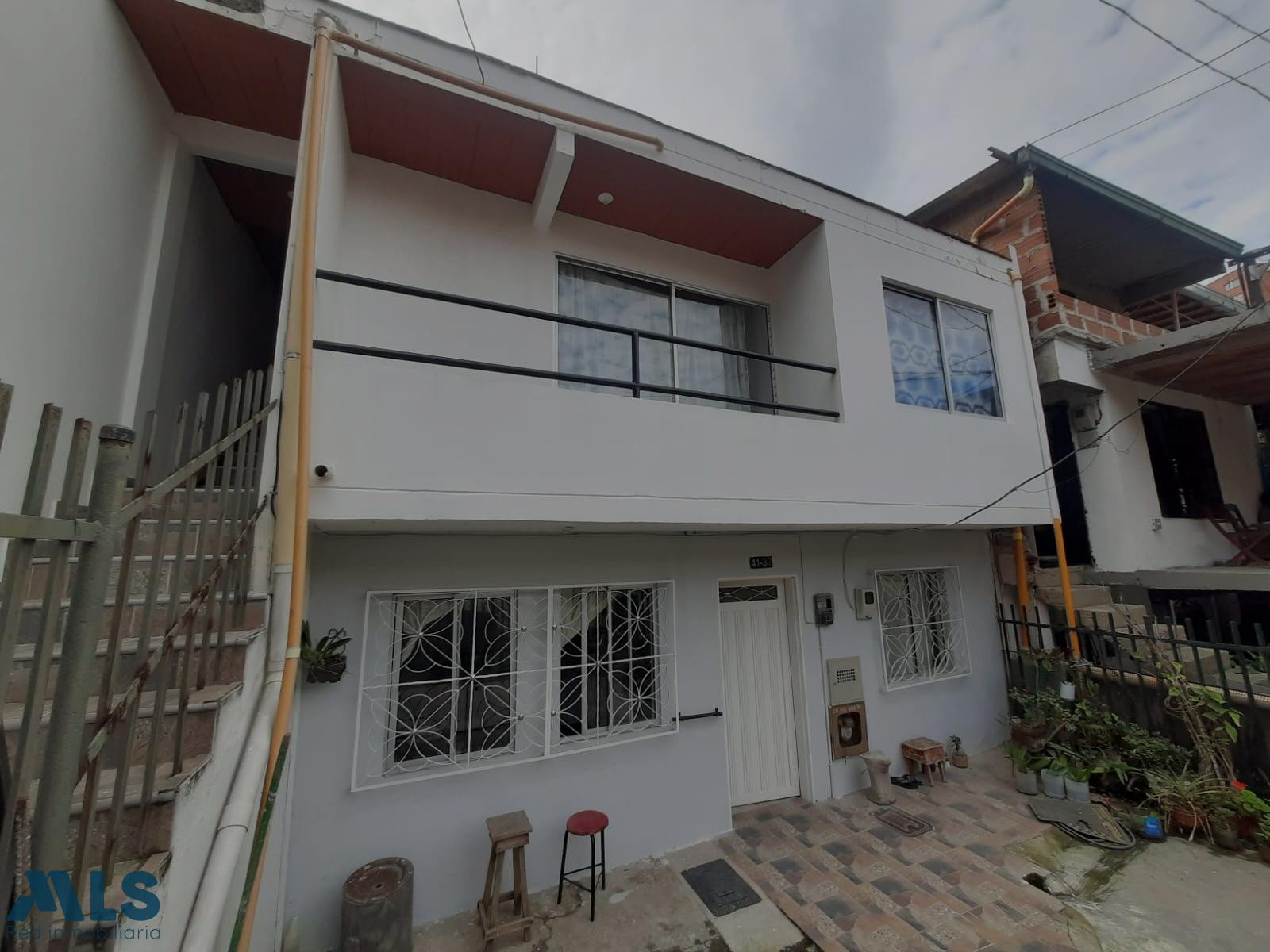 buena ubicación bello - la gabriela