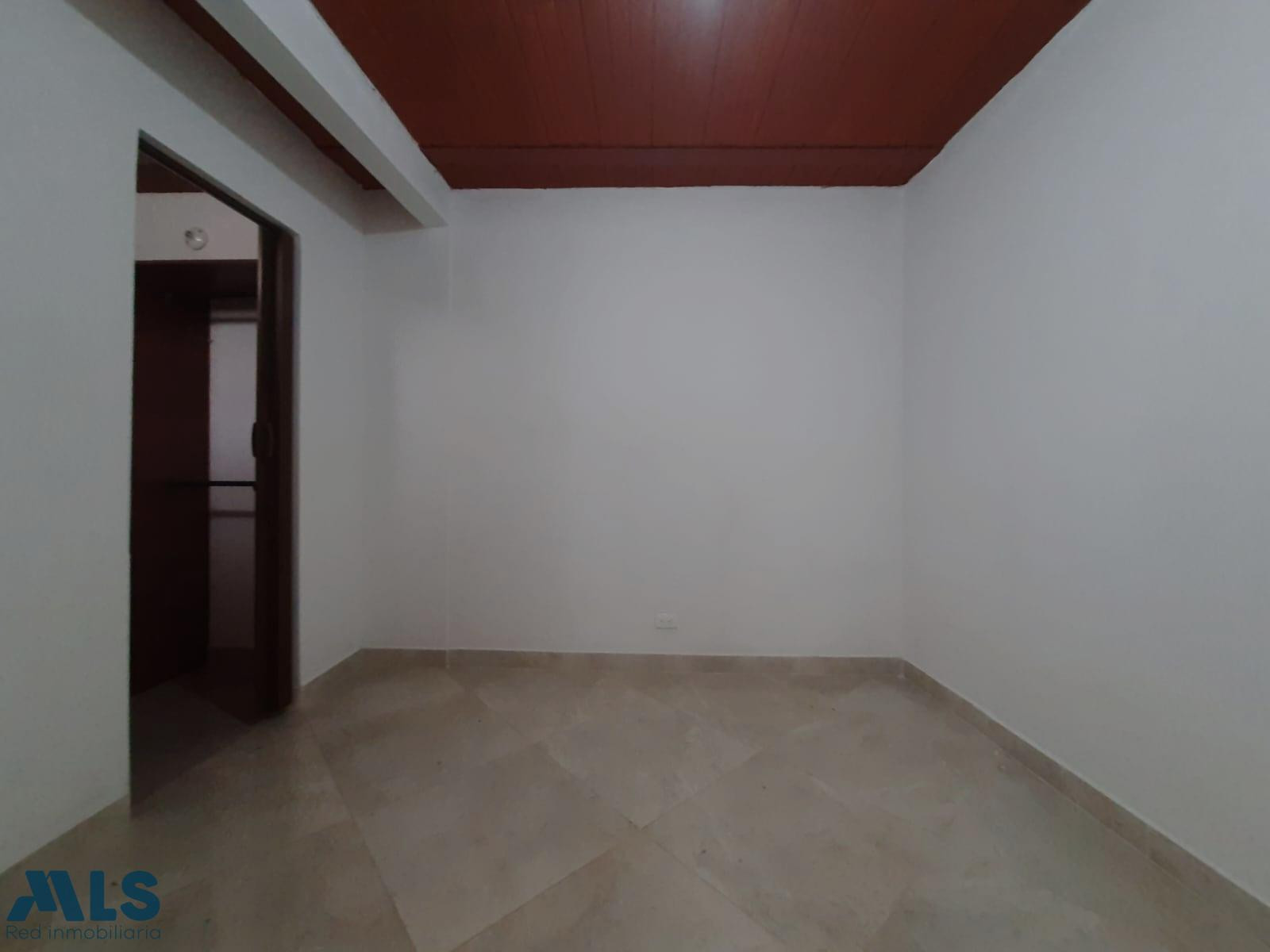 buena ubicación bello - la gabriela