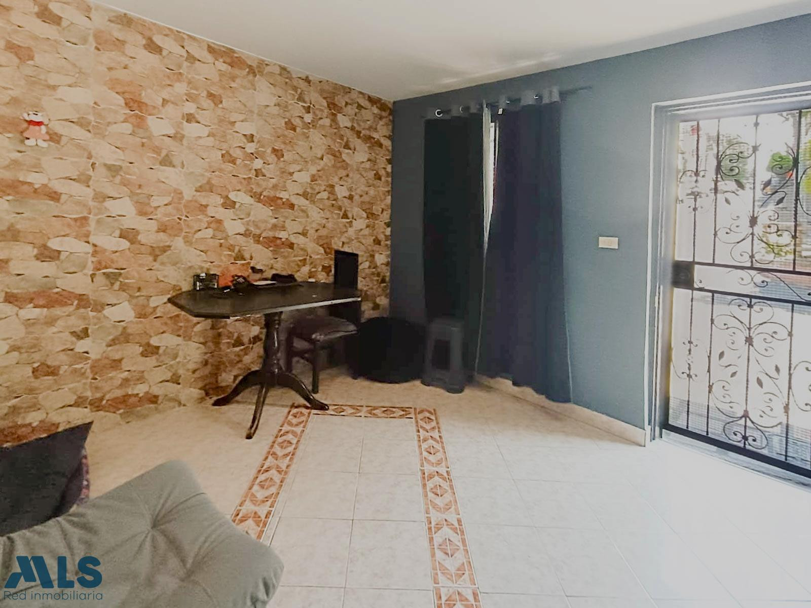 APARTAMENTO AMPLIO PRIMER PISO EN CAMPO VALDES medellin - campo valdes n 1