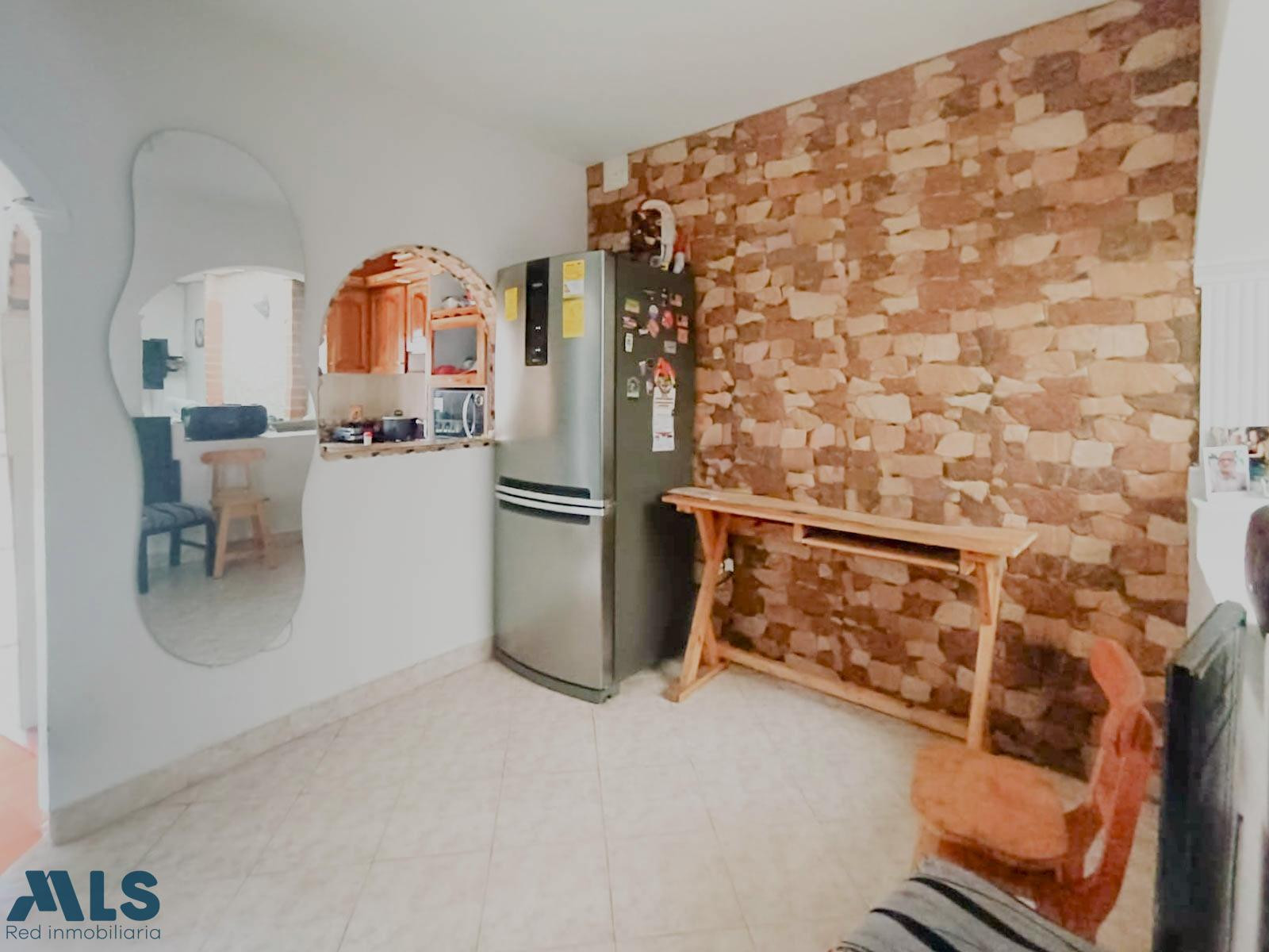 APARTAMENTO AMPLIO PRIMER PISO EN CAMPO VALDES medellin - campo valdes n 1